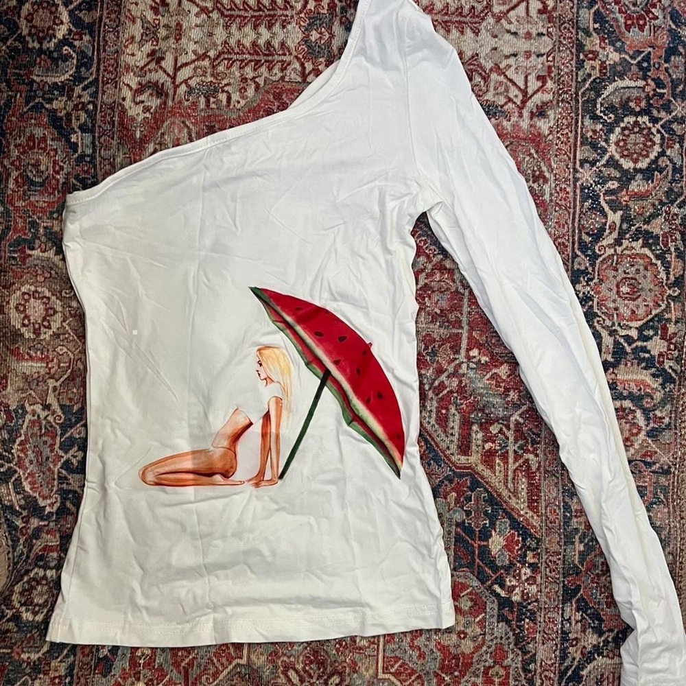 White Long-Sleeve Women's Graphic Top with Red Umbrella Print